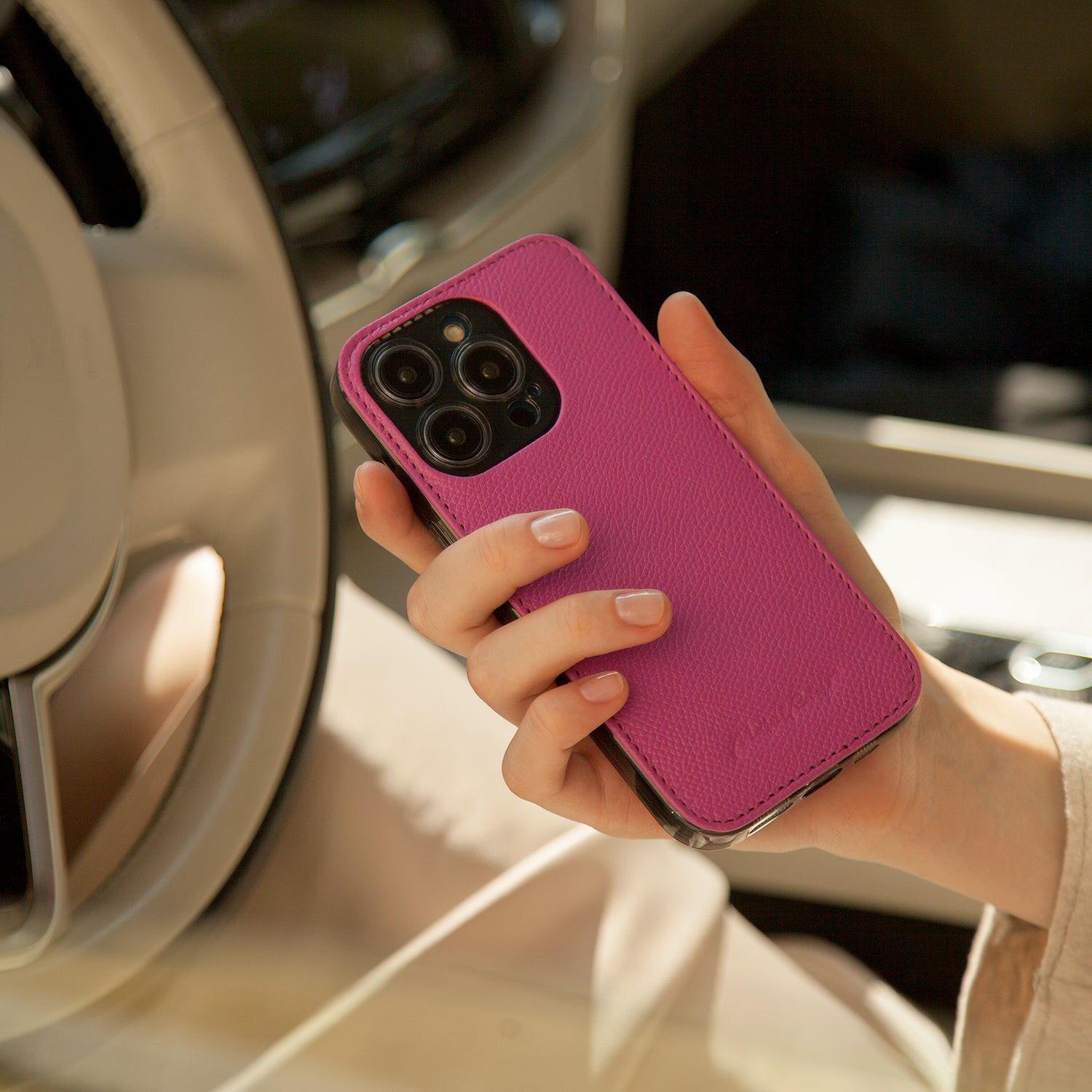 iPhone 15 Fuchsia Calfskin Cover Case β MagSafe