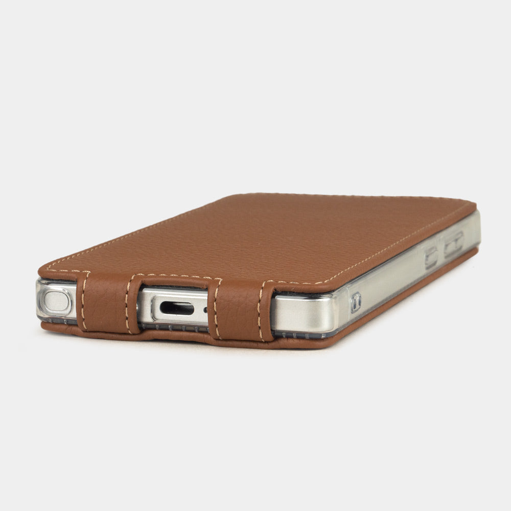 Side edge of the Samsung S24 Ultra gold leather case, USB-C port access with precise stitched leather finish