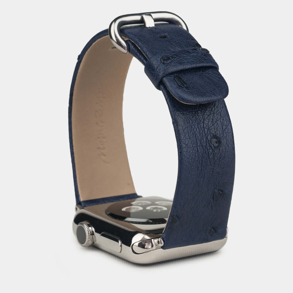 Strap for the Apple Watch 41/42 mm in blue ostrich leather, with steel adapters and buckle | full profile view to see the thickness of the strap