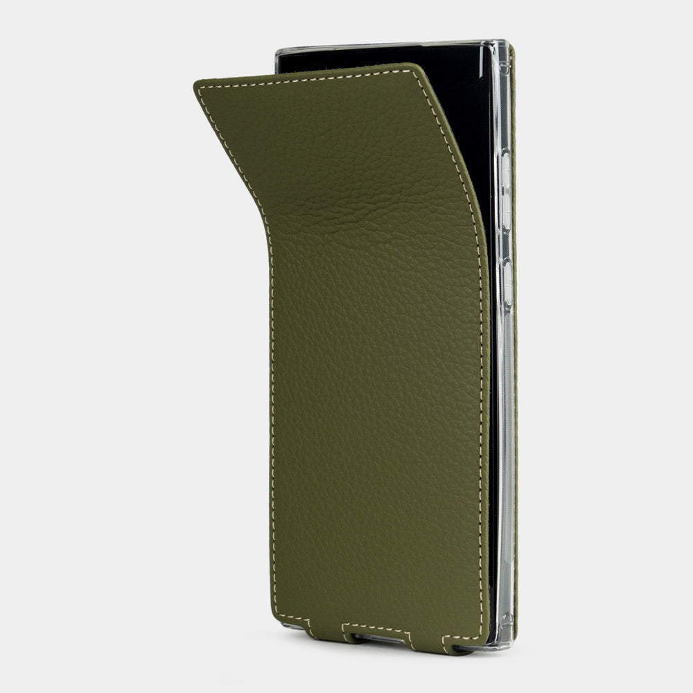 Samsung S23 Ultra leather flip case in green calfskin, patented magnetic flap closed flat — front view