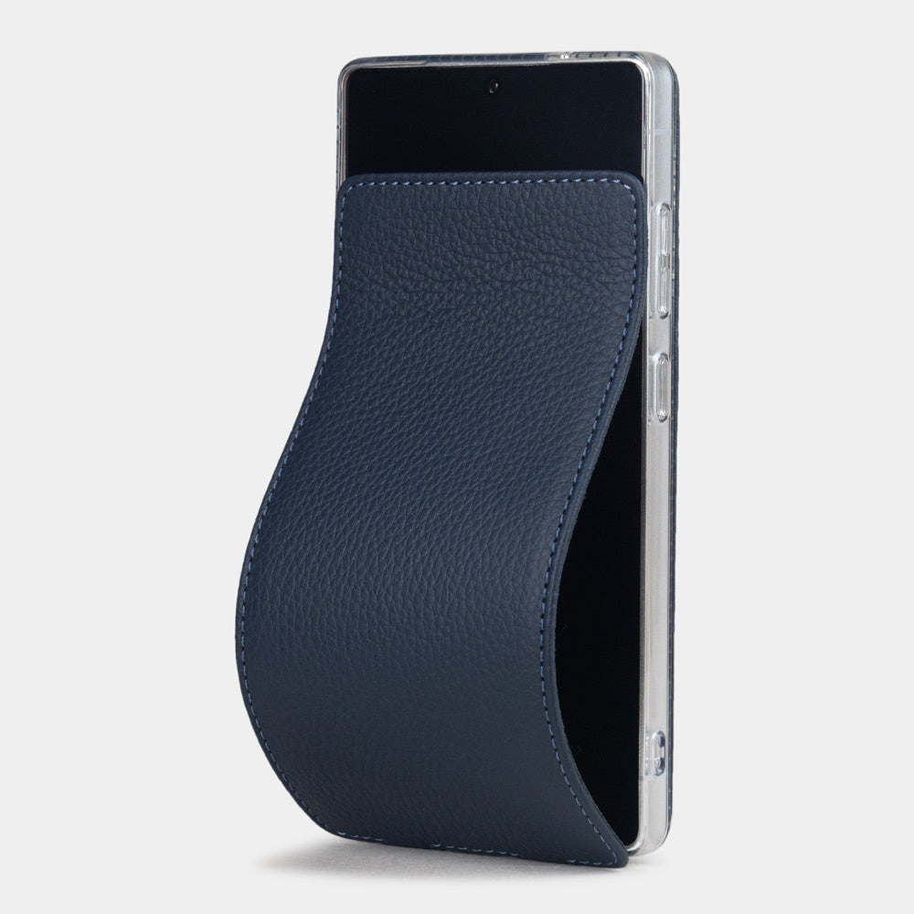 blue leather flip case Samsung S25 Ultra featuring Marcel Robert's exclusive flexible screen-cleaning flap