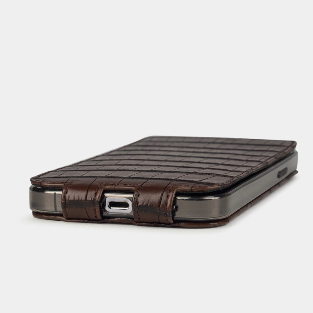 case iPhone 13 Pro alligator brown