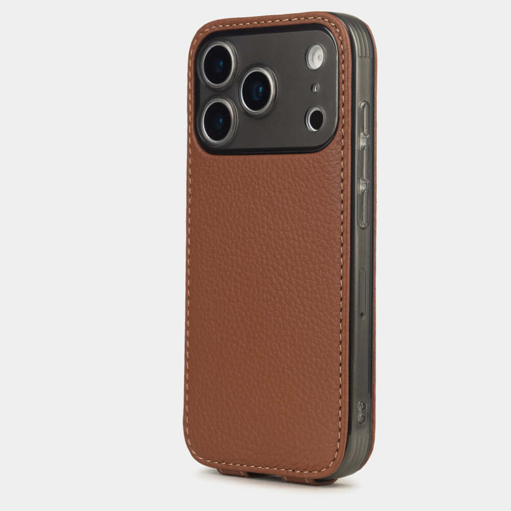 Gold Calfskin Case iPhone 17 Pro Max silver - view from camera side and how the lenses are efficiently protected