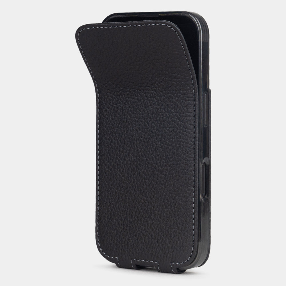 Case iPhone 17 Pro leather black, flexible front cover with integrated magnets to securely close on the screen