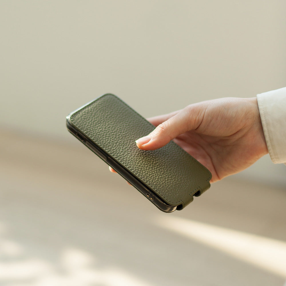 case iPhone 13 green