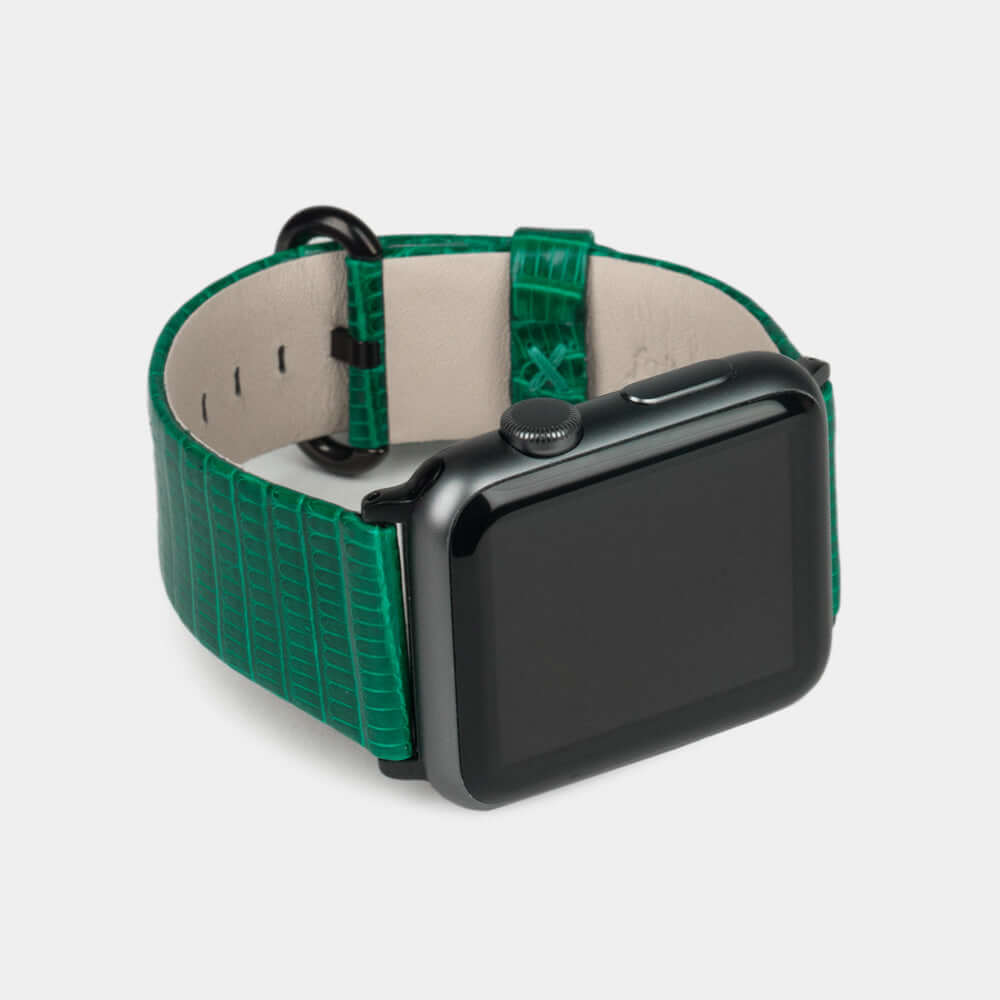 green lizard strap apple watch black adapters and buckle frontal view