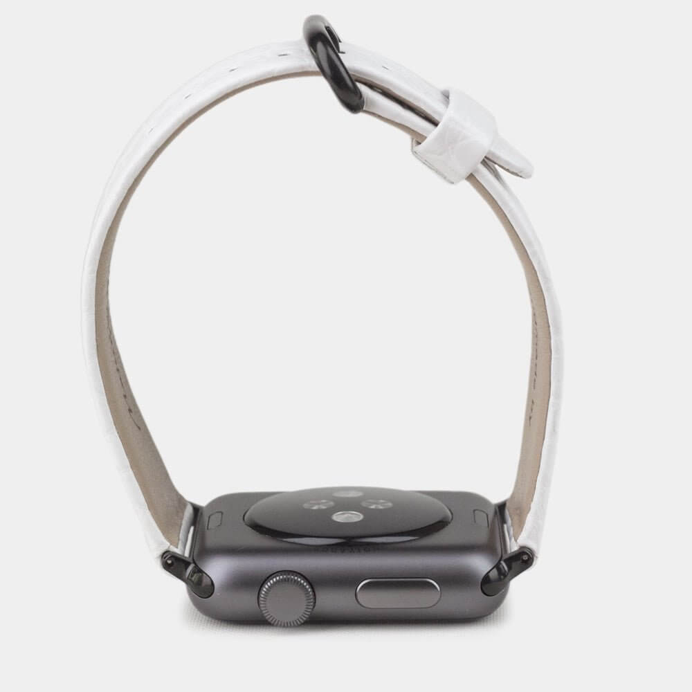 white alligator strap apple watch black adapters and buckle