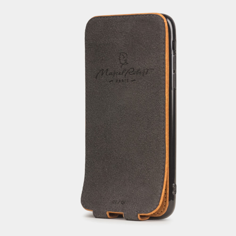 case iPhone 11 ocker