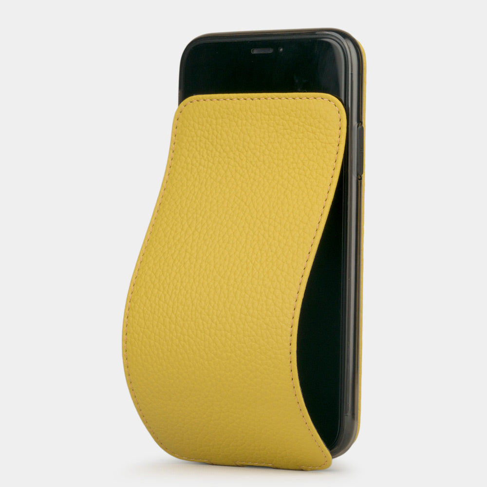 case iPhone 11 yellow