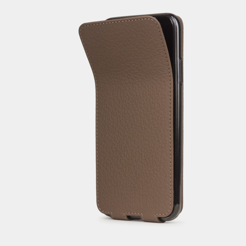 Coffee calfskin leather flip case iPhone 11 Pro, Marcel Robert handmade magnetic folding cover