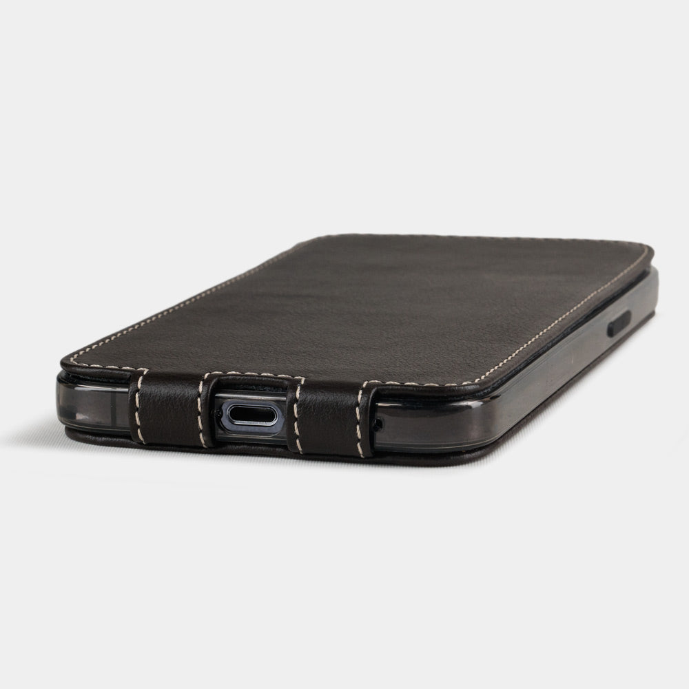 case iPhone 12 Pro brown | Marcel Robert
