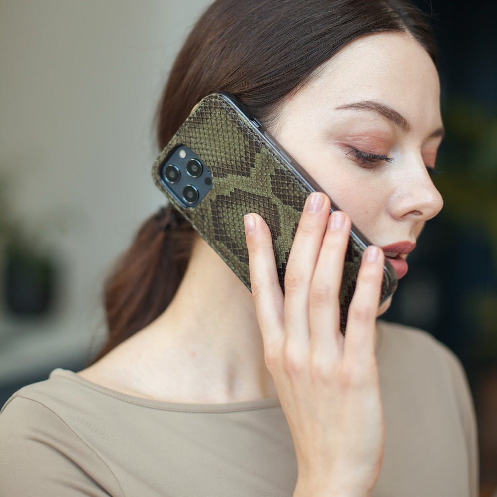 case iPhone 12 Pro python green | Marcel Robert
