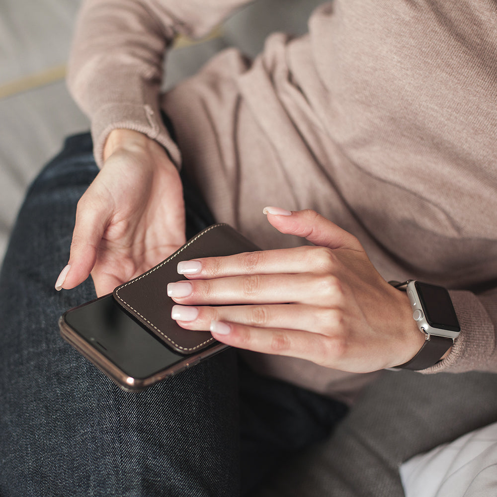 iPhone X Brown Leather Case – Magnetic Flip Cover