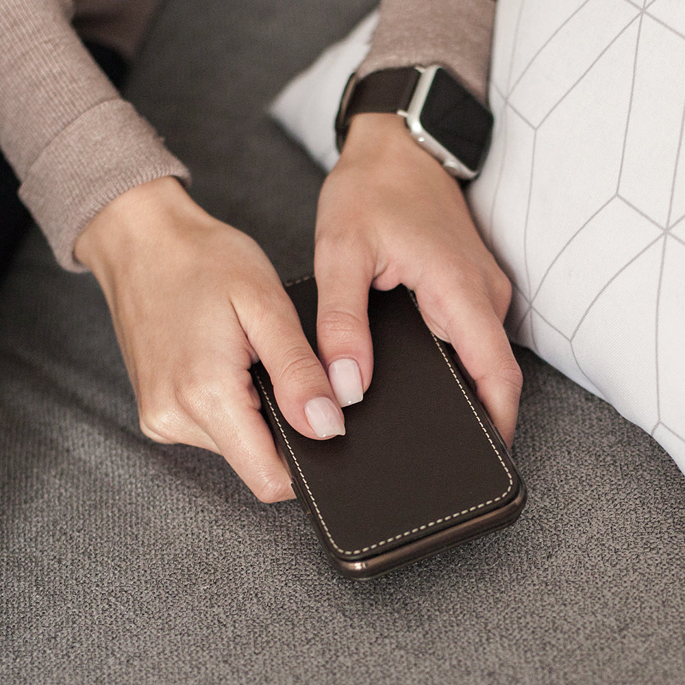 iPhone X Brown Leather Case – Magnetic Flip Cover