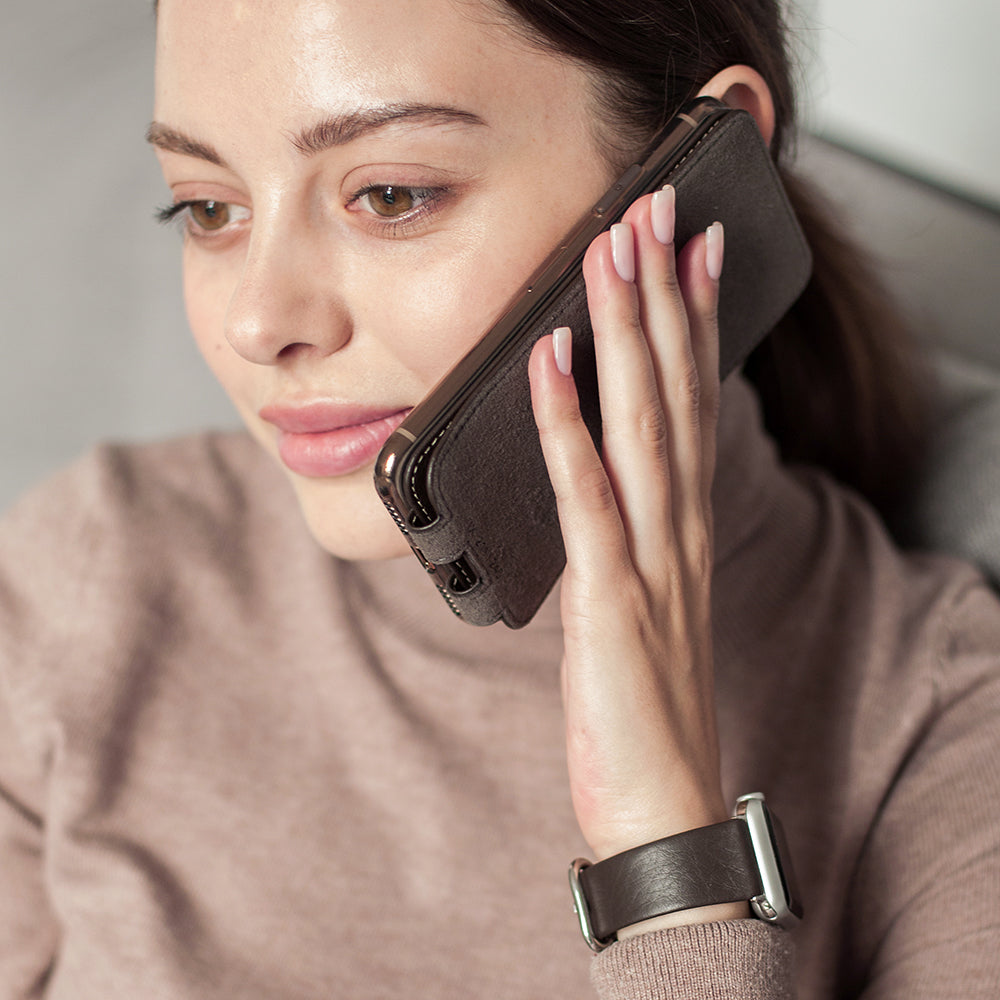 iPhone X Brown Leather Case – Magnetic Flip Cover