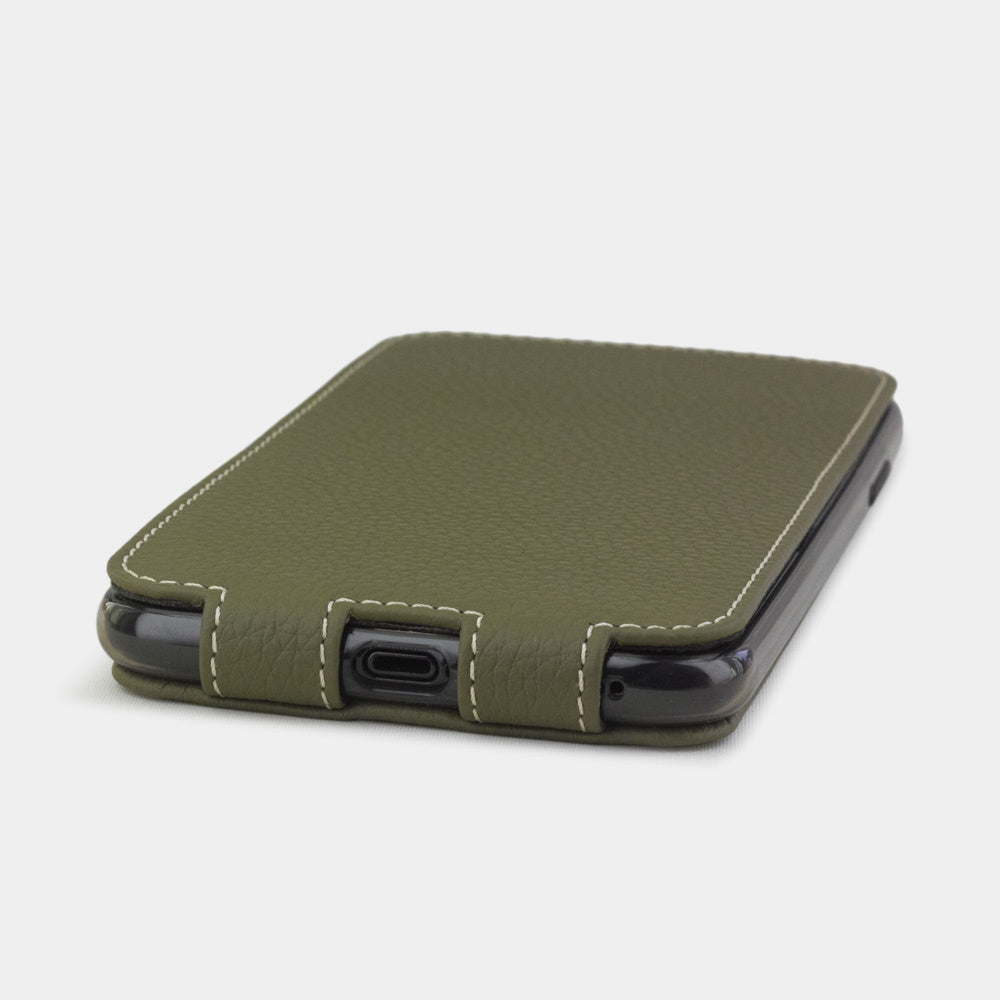 iPhone XS Max Green Leather Flip Case – Magnetic Cover