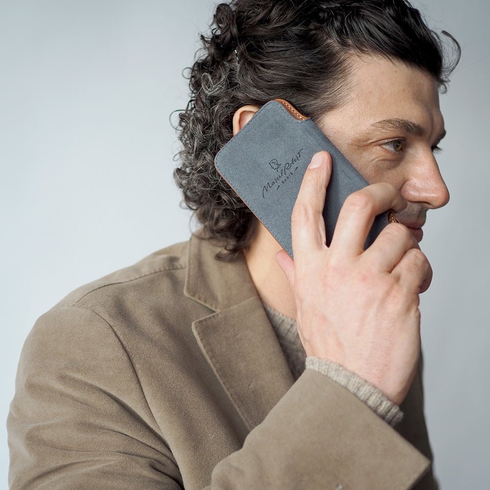 Premium Leather Folio Case iPhone 15 Pro Max | Marcel Robert - 6