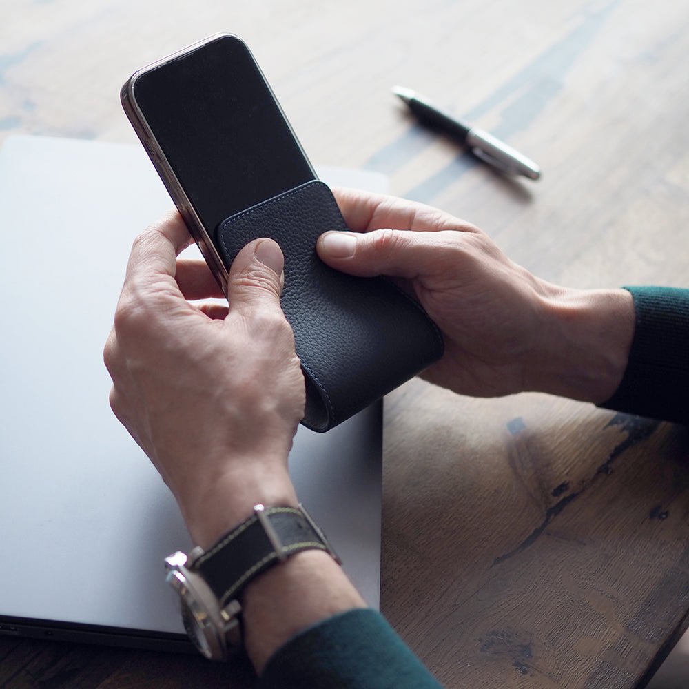 case iPhone 13 blue | Marcel Robert