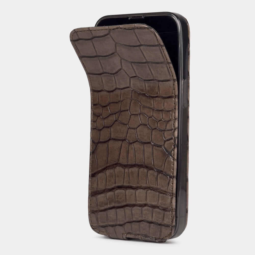 Alligator Flip Case iPhone 13 Pro Vintage | Marcel Robert - 1