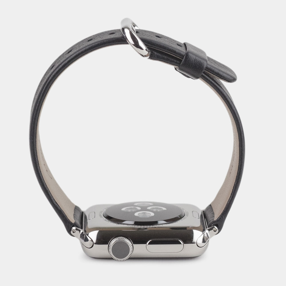 Strap for the Apple Watch 45/46 mm in black smooth calfskin leather, with steel adapters and buckle | full profile view to see the thickness of the strap
