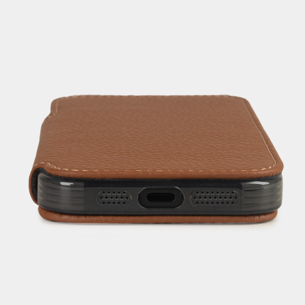 gold leather wallet case iPhone 17 - flat side view displaying ultra-thin handcrafted design, USB-C port opening and precise edge finishing