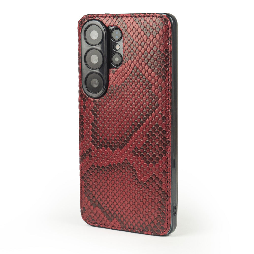 Bordeaux Python Cover Case Samsung S26 Ultra –  view from camera side and how the lenses are efficiently protected