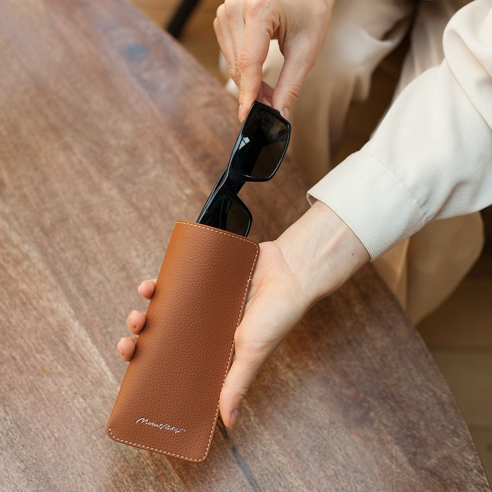 Pocket Case for your Glasses in Gold Leather | Marcel Robert - 4