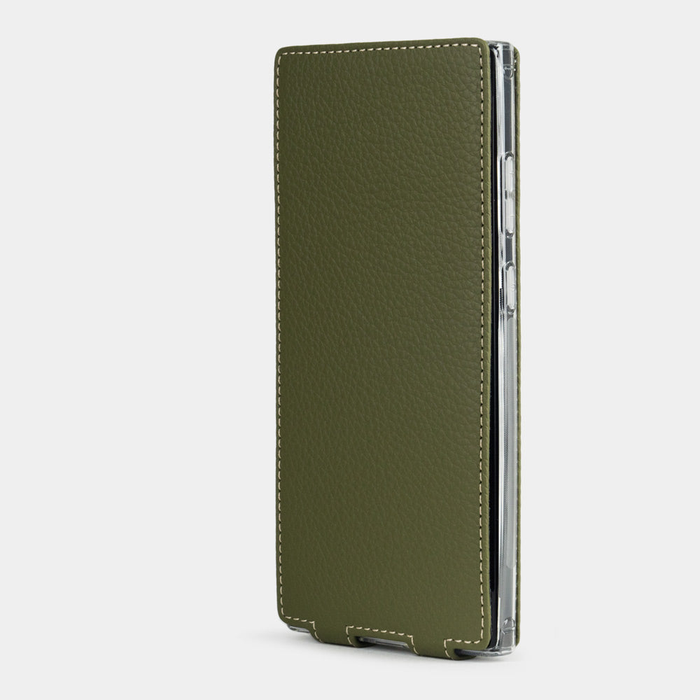 Samsung S23 Ultra green leather case, flexible flap folding completely flat against the back