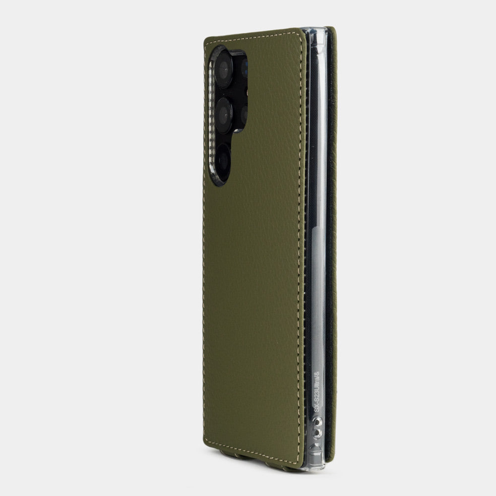 Back view of the Samsung S23 Ultra green leather case, camera cutout with precise leather stitching