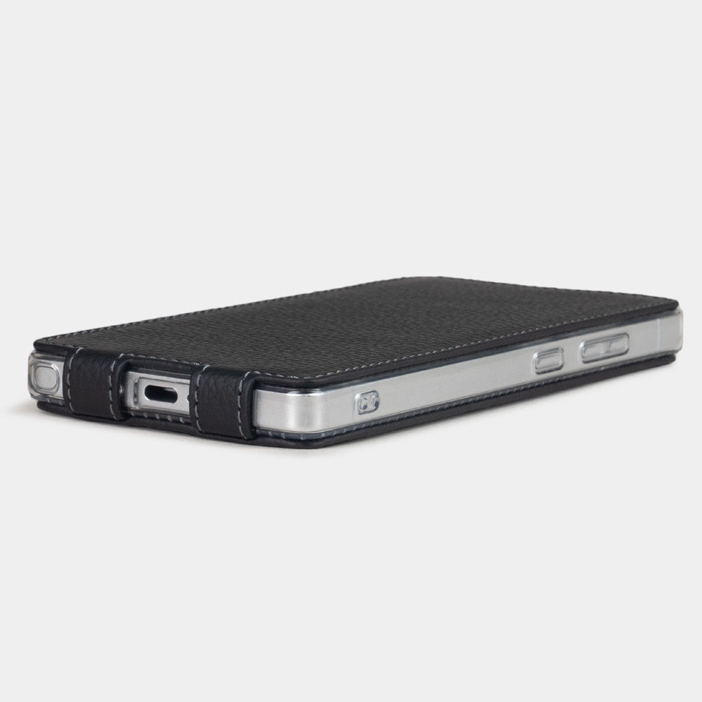 black calfskin Case Samsung Galaxy S25 Ultra - flat side view displaying ultra-thin handcrafted design, USB-C port opening and precise edge finishing