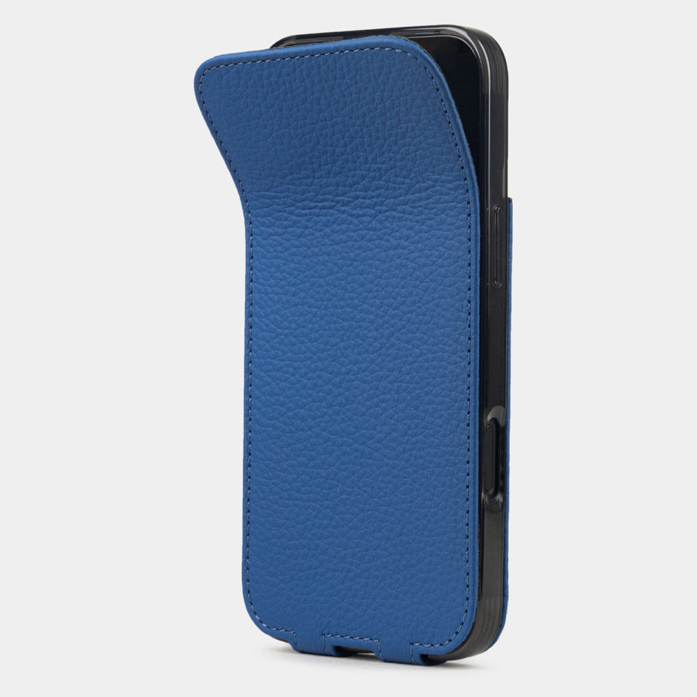 royal blue calfskin leather Flip Case iPhone 16 plus – phone flip case with textured natural scale pattern, flexible front cover folding back to protect the smartphone screen