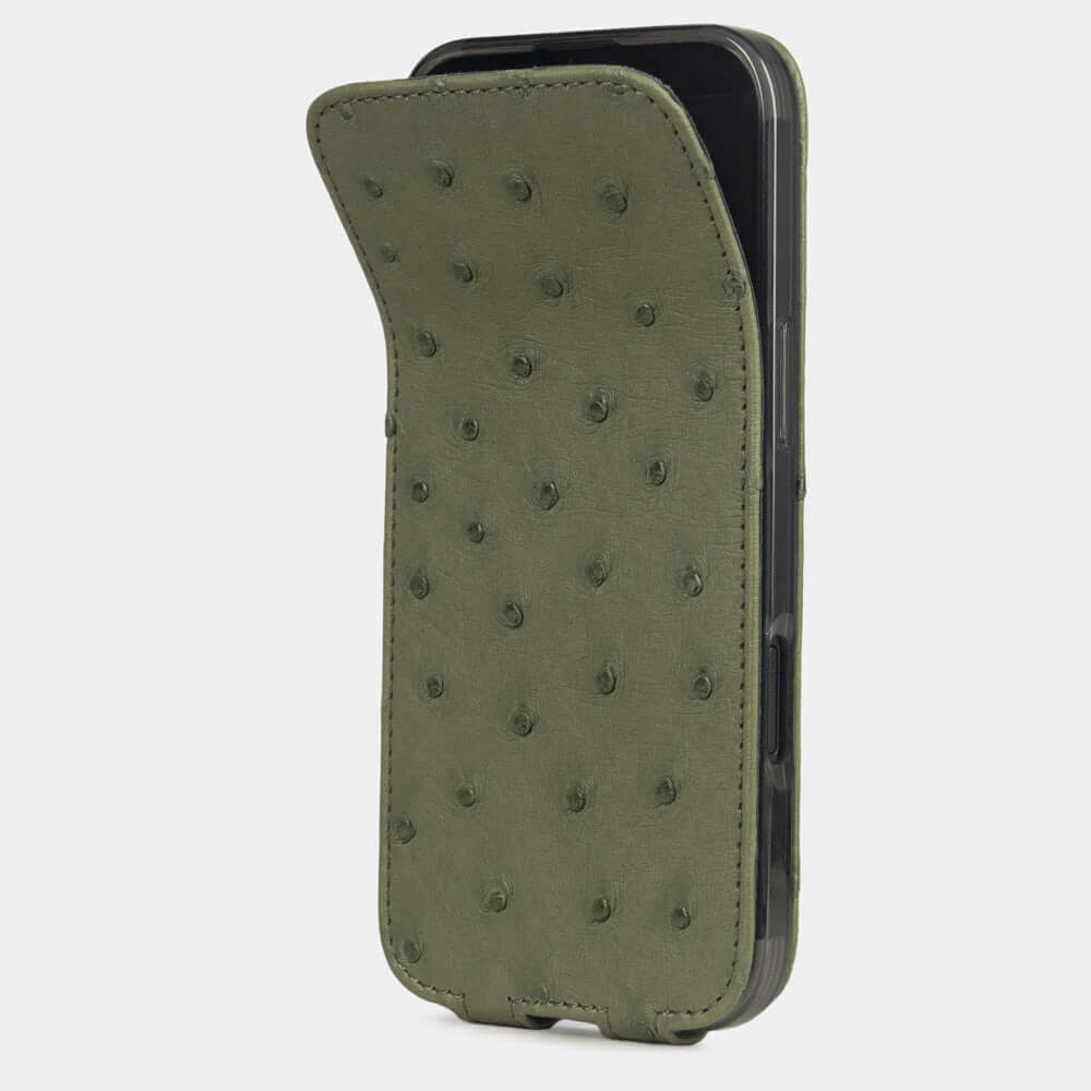 Green Ostrich Case iPhone 17 Air – phone flip case with textured quill pattern, flexible front cover folding back to protect the smartphone screen
