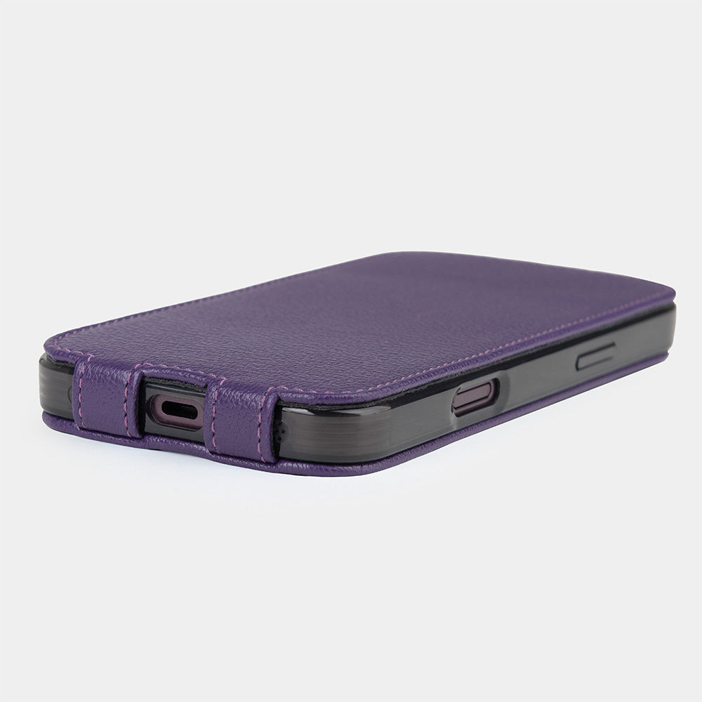 iPhone 18 Pro / Pro Max flip case in purple Sully goat leather – flat side view showing the slim profile, USB-C port opening and hand-finished edges