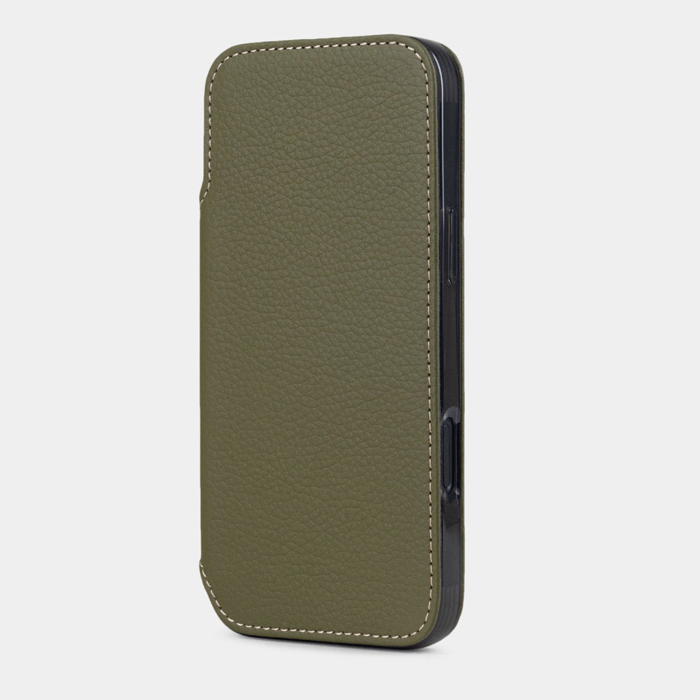 iPhone 17e & 16e calfskin folio wallet case green – upright closed view highlighting the magnetic front flap fully protecting the screen, elegant silhouette