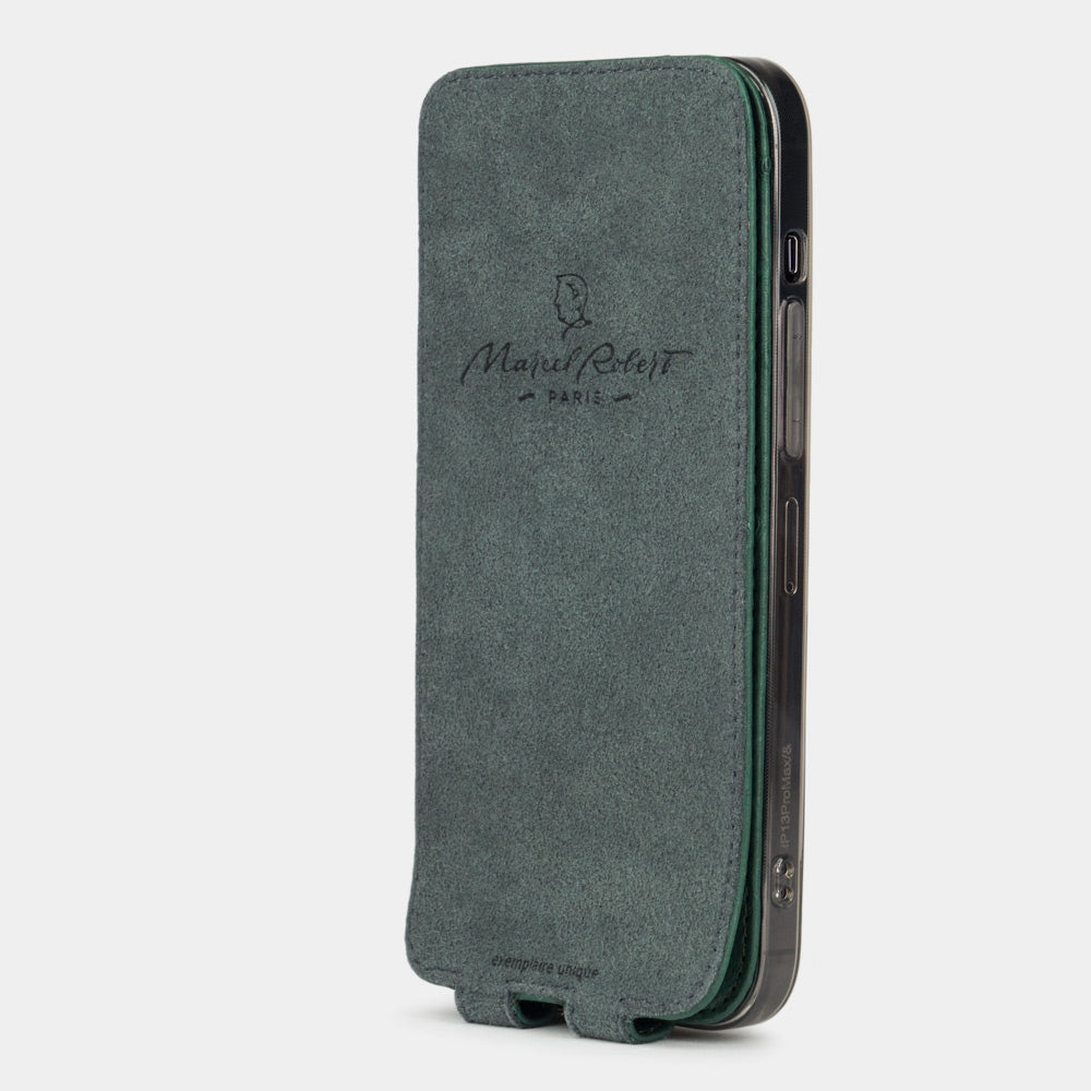 green ostrich leather flip case for iPhone 12 mini, vertical position, cover folded and secured to the back of the iPhone thanks to its integrated magnet system, revealing the grey microfibre lining
