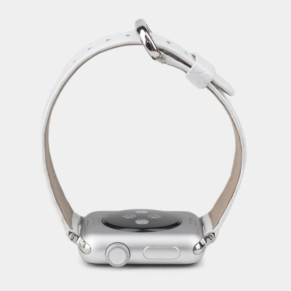 Strap for the Apple Watch 45/46 mm in white matte alligator leather, with steel adapters and buckle | 3/4 profile view to see the inner lining leather