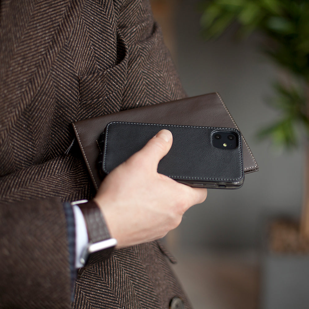 Black calfskin leather flip case iPhone 11, Marcel Robert handmade magnetic folding cover
