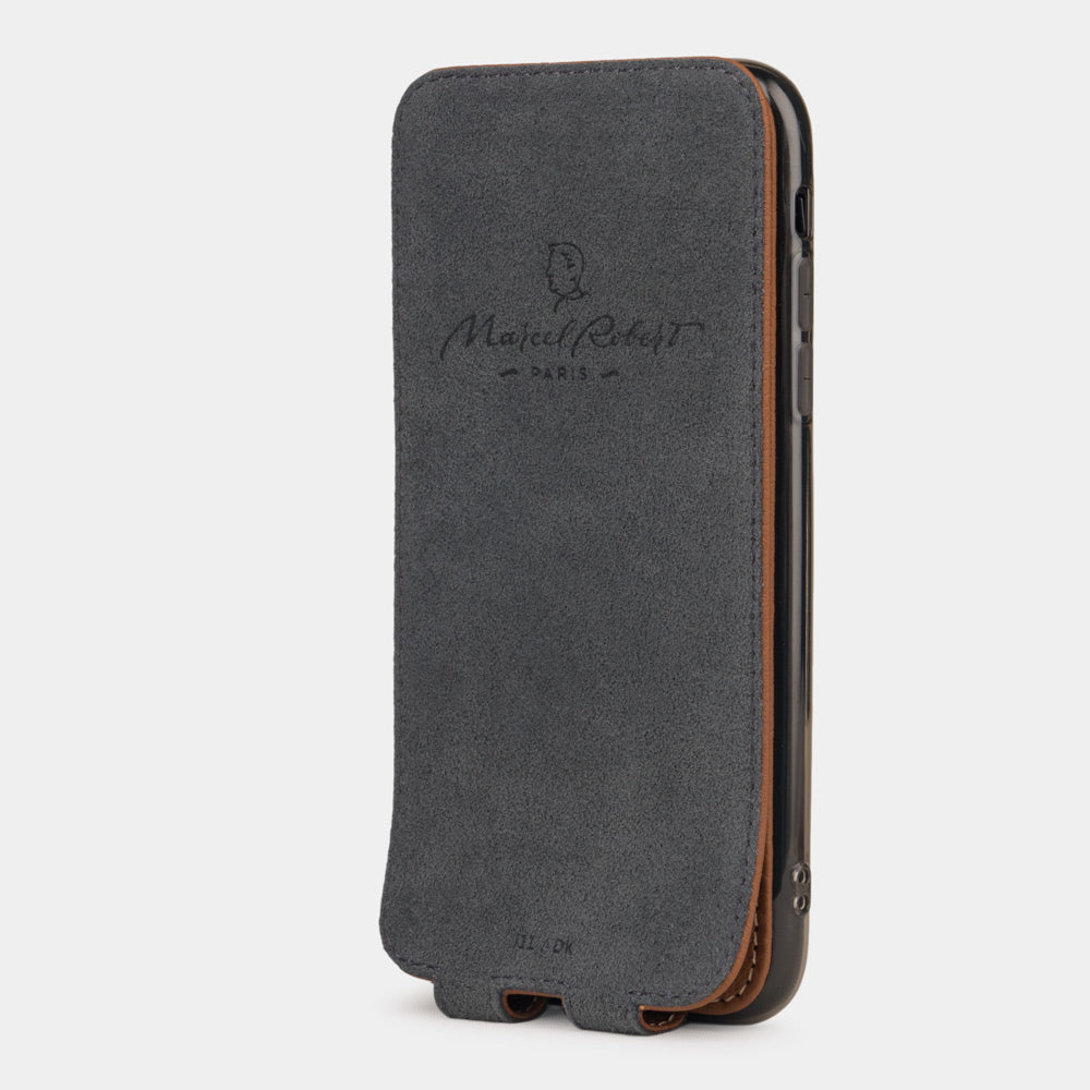 case iPhone 11 caramel | Marcel Robert