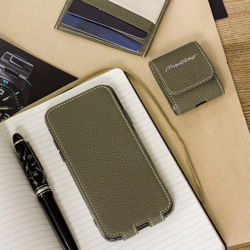 case iPhone 11 Pro green | Marcel Robert