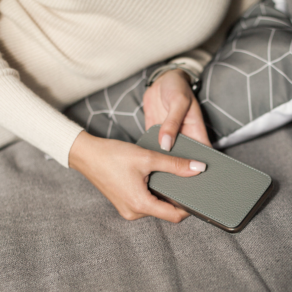 case iPhone 11 Pro steel grey