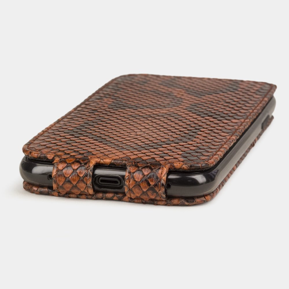 Python Leather Case iPhone 11 Gold | Marcel Robert - 5