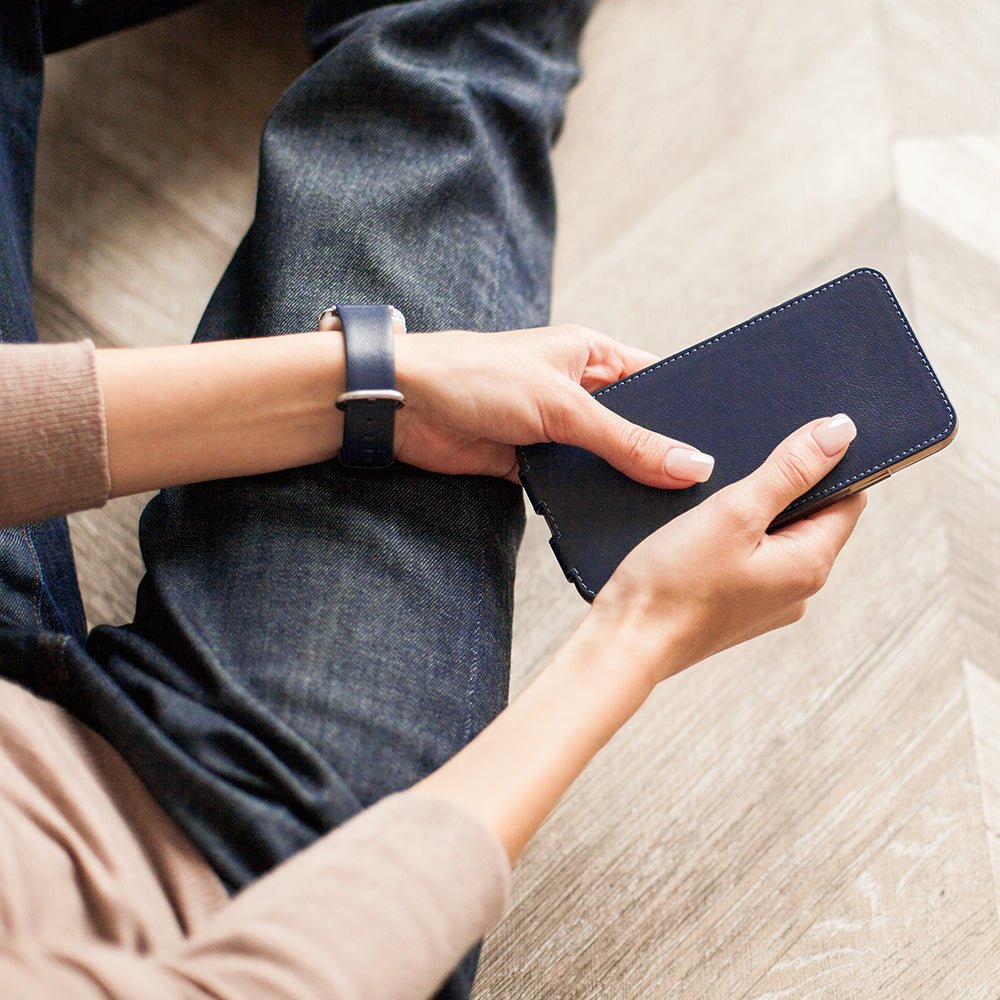 Premium Leather Case iPhone SE Blue Indigo | Marcel Robert - 6