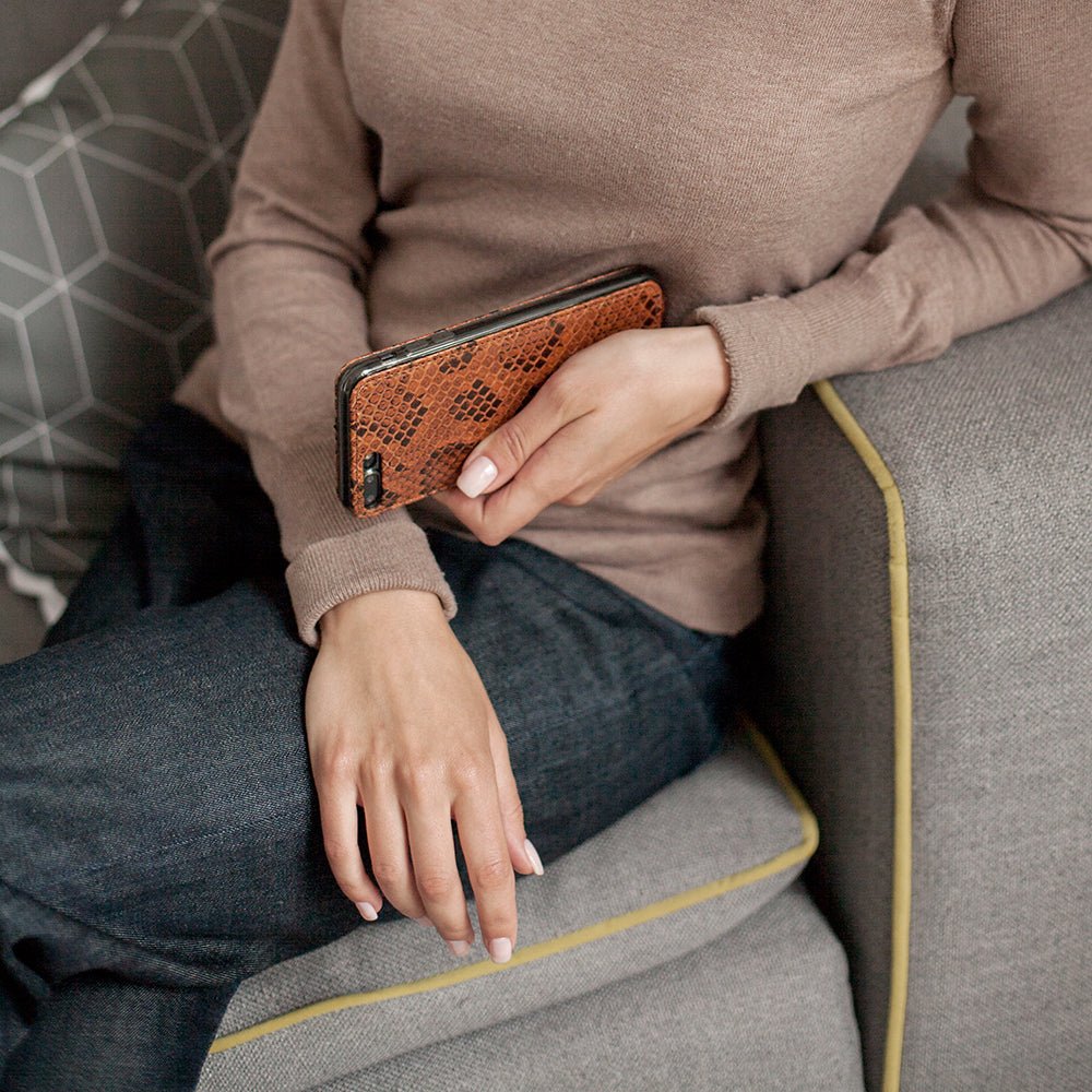 Leather Case iPhone SE Leather Python Gold | Marcel Robert - 5