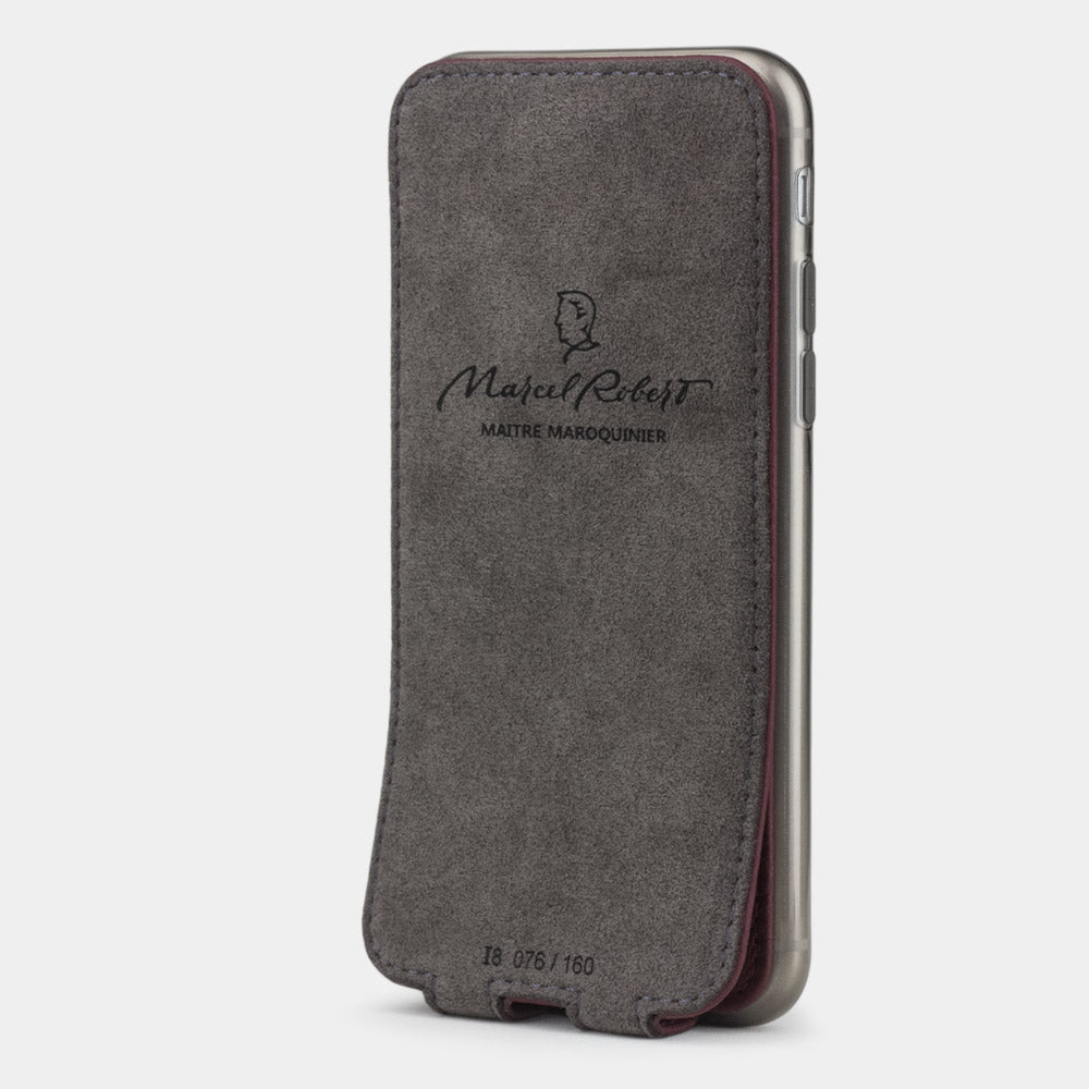 Bordeaux leather flip case for iPhone SE - interior view showing grey Alcantara lining with magnetic closure, designed to clean and protect the screen