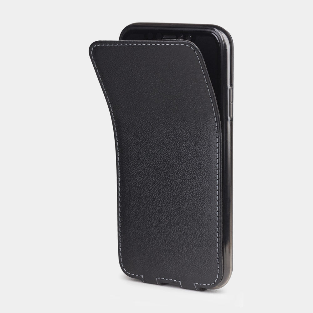 Calf Leather Case iPhone XR Black | Marcel Robert - 1