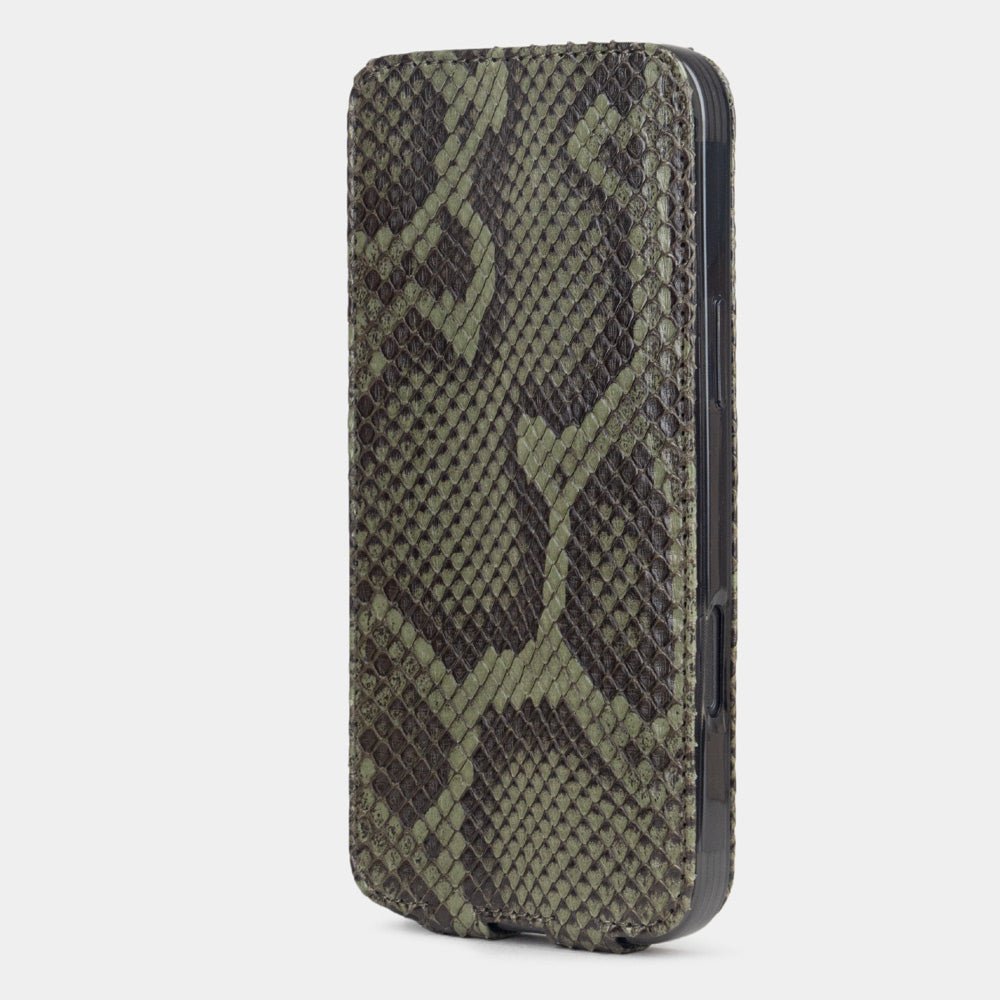 Green Python Leather Protection Case iPhone 16 Pro | Marcel Robert - 2