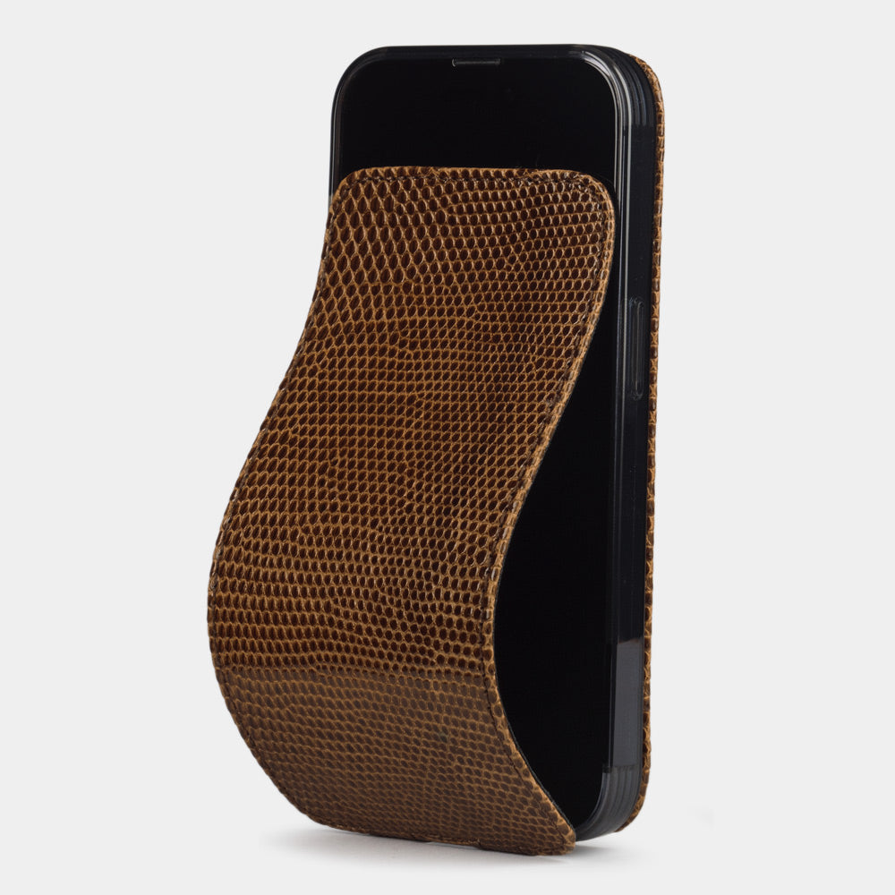 iPhone 14 Pro flip case in brown lizard leather – Marcel Robert | main visual
