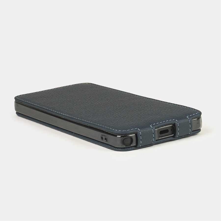blue calfskin Case Samsung Galaxy S26 Ultra - flat side view displaying ultra-thin handcrafted design, USB-C port opening and lenses protection