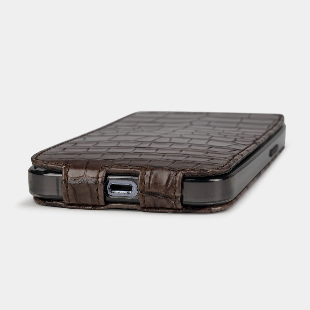 Alligator Flip Case iPhone 13 Pro Vintage | Marcel Robert - 5