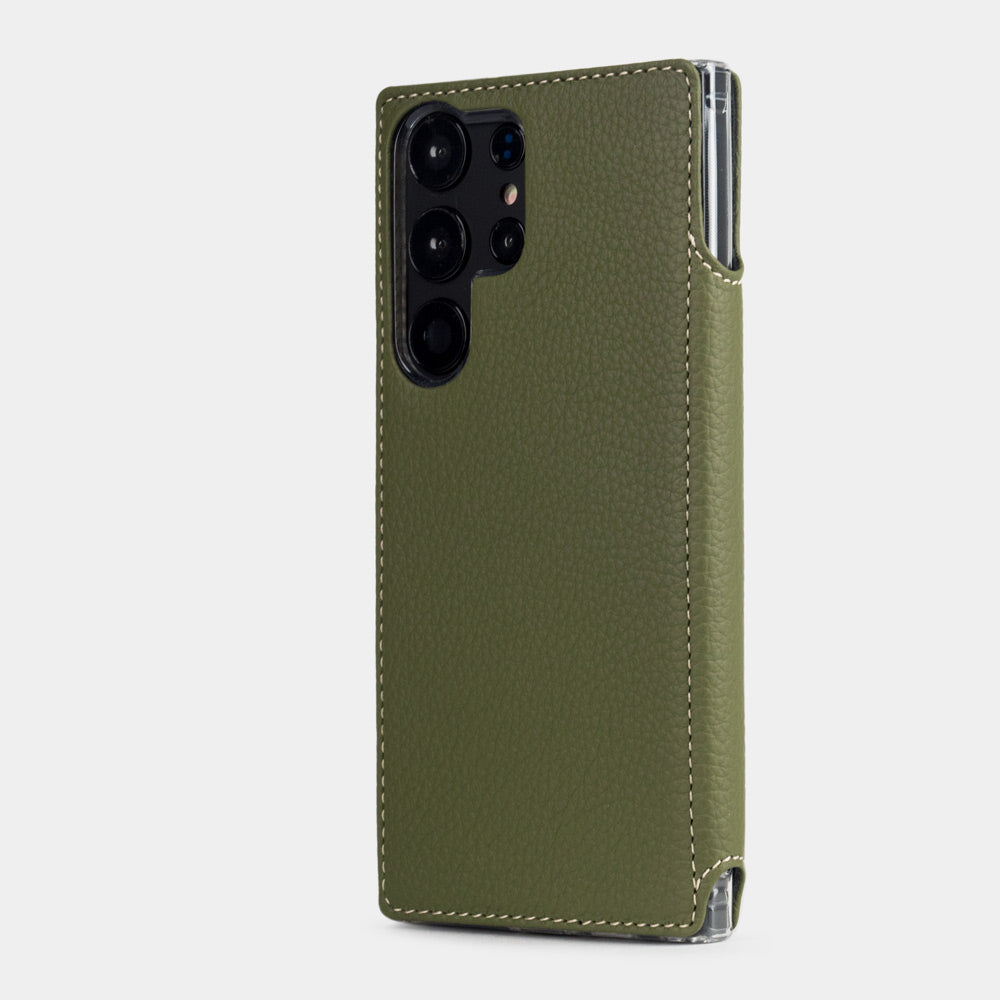 Green calfskin wallet case for Samsung Galaxy S24 Ultra – back view showing the precise camera cutout and how optical lenses are efficiently protected